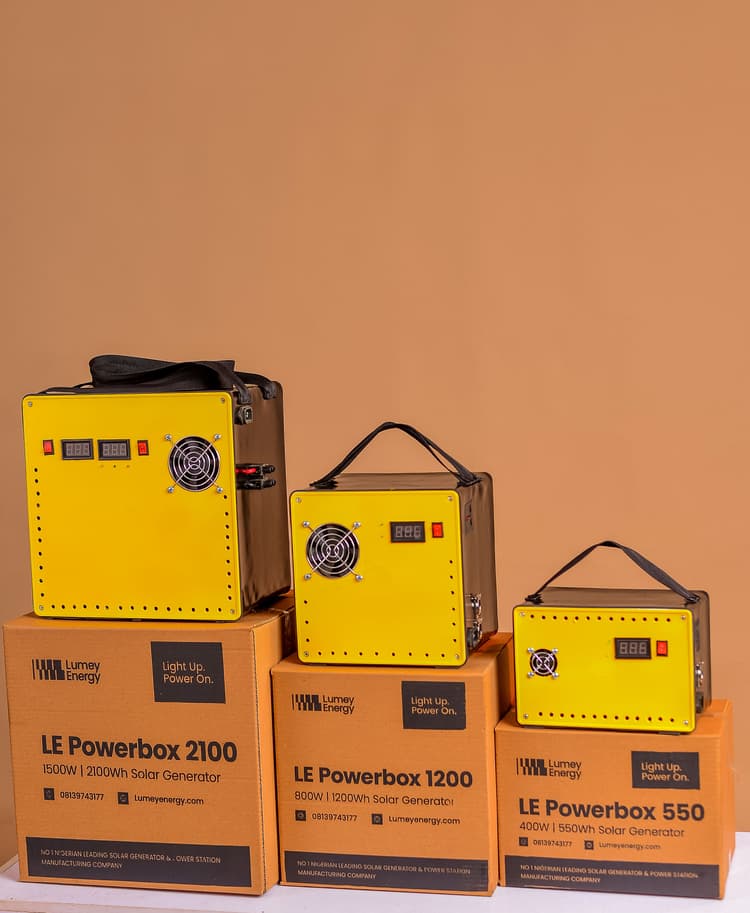A family using Lumey Powerbox at home